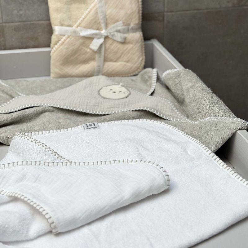 Summerville Organic Badehåndkle med hette Crinkle, White